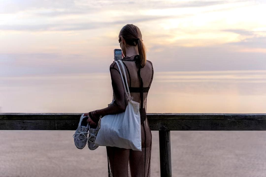 Small Travel Habits That Make You Feel More Put Together on the Go